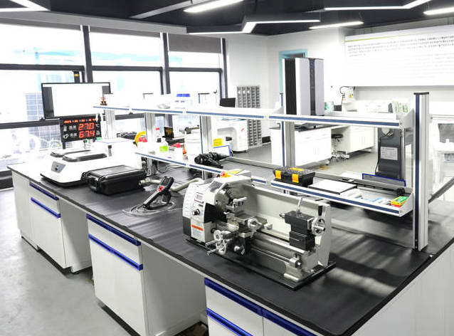 ပစ္စည်းများ၏ရင်းမြစ်မှ အရည်အသွေးကိုသေချာစေခြင်း- အုတ်ပြုလုပ်သည့်ကိရိယာ၏ အဓိကအရည်အချင်းကို အားကောင်းစေခြင်း